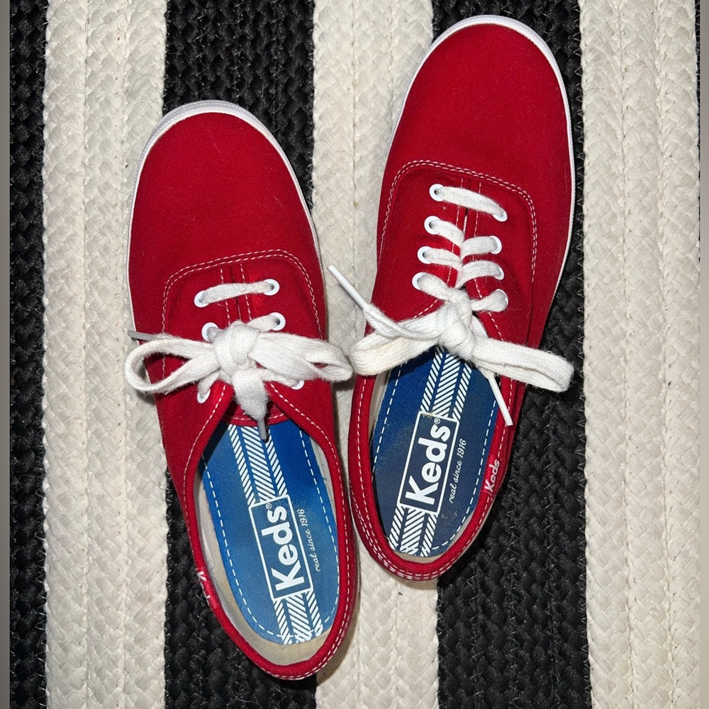 Keds